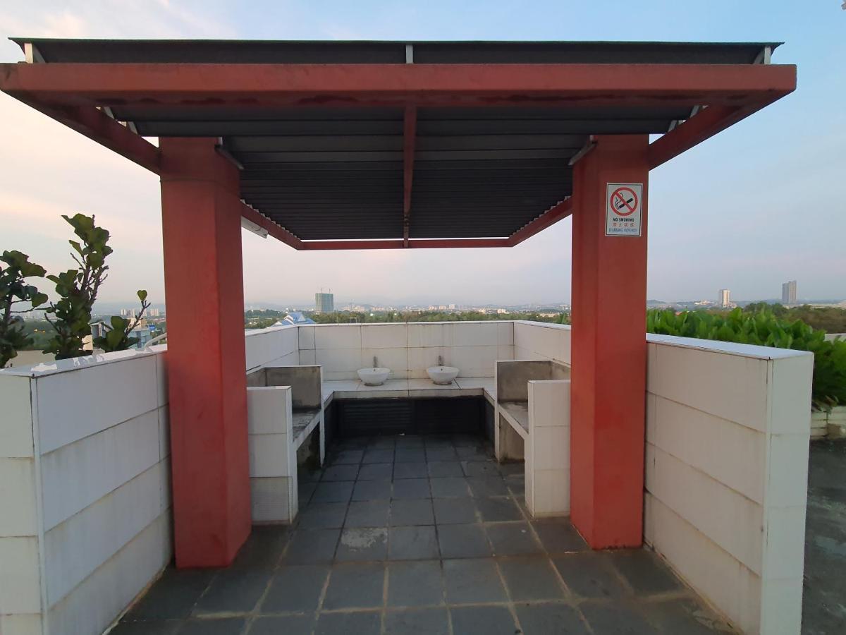 De Centrum By Adam Homestay, Putrajaya Bangi Apartment