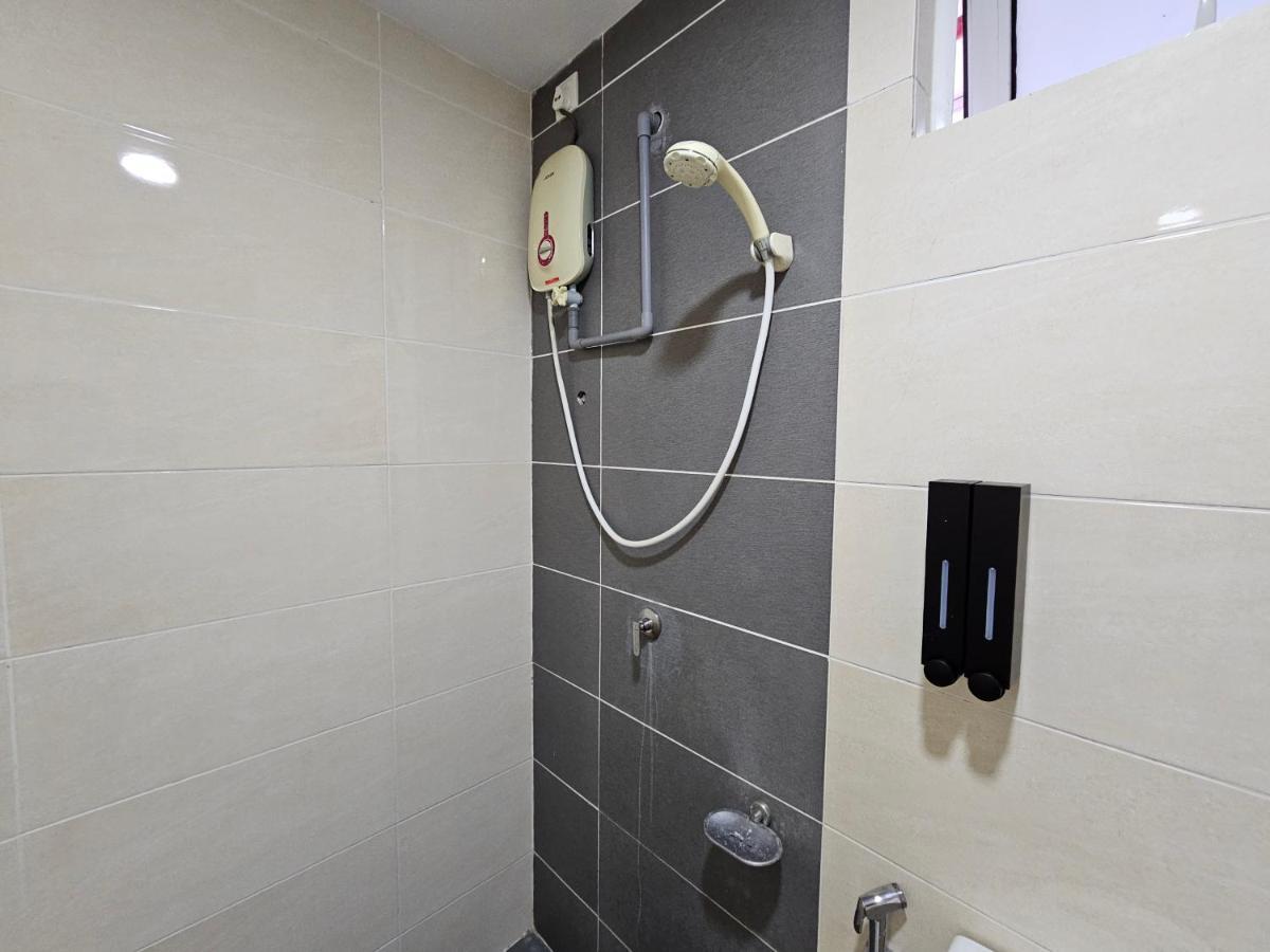 Apartment De Centrum By Adam Homestay, Putrajaya Bangi