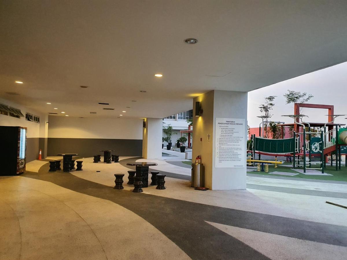 Apartment De Centrum By Adam Homestay, Putrajaya Bangi *